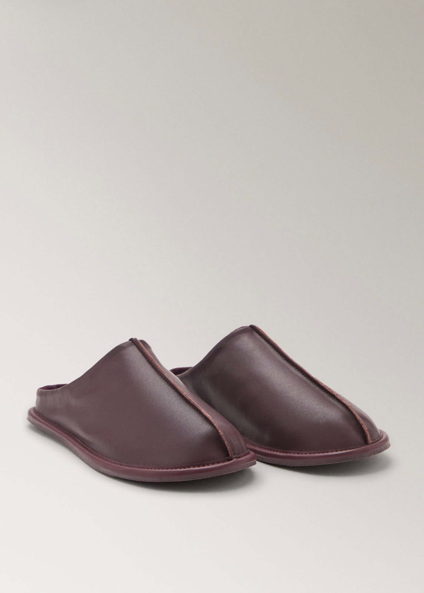 Sabots En Cuir Détail Couture