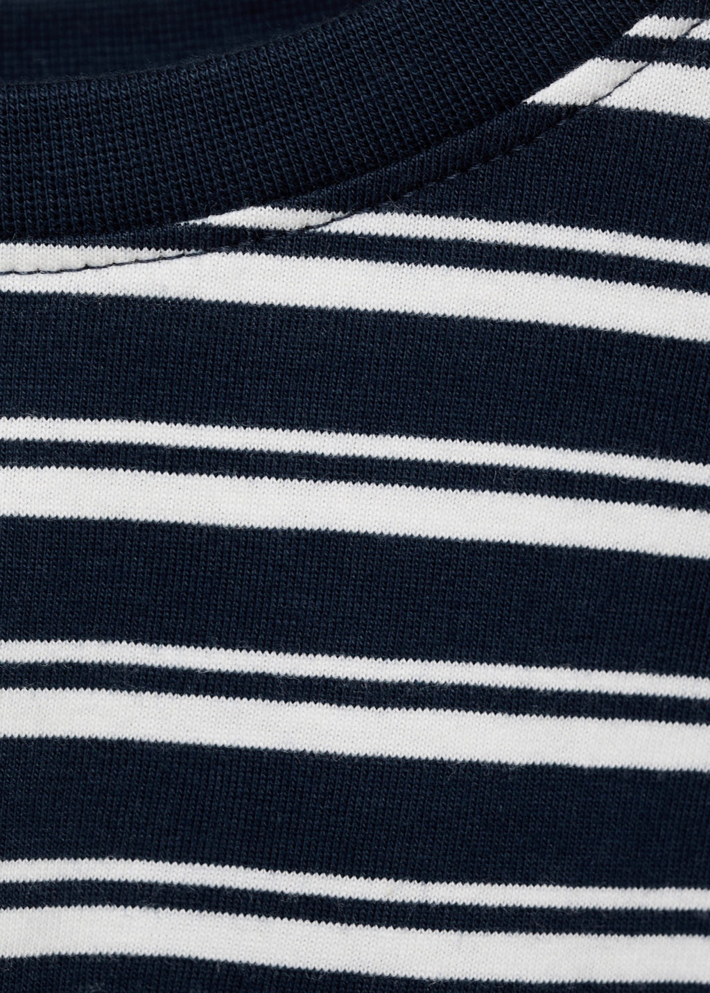 Camiseta Shouldr Azul Marino - Niña