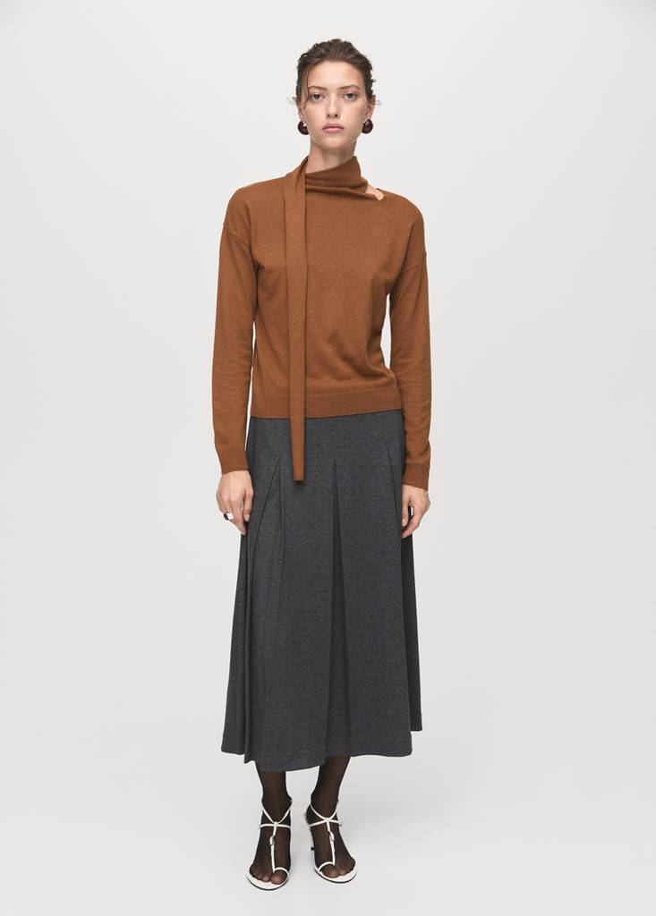 Pull Maille Fine Et Foulard