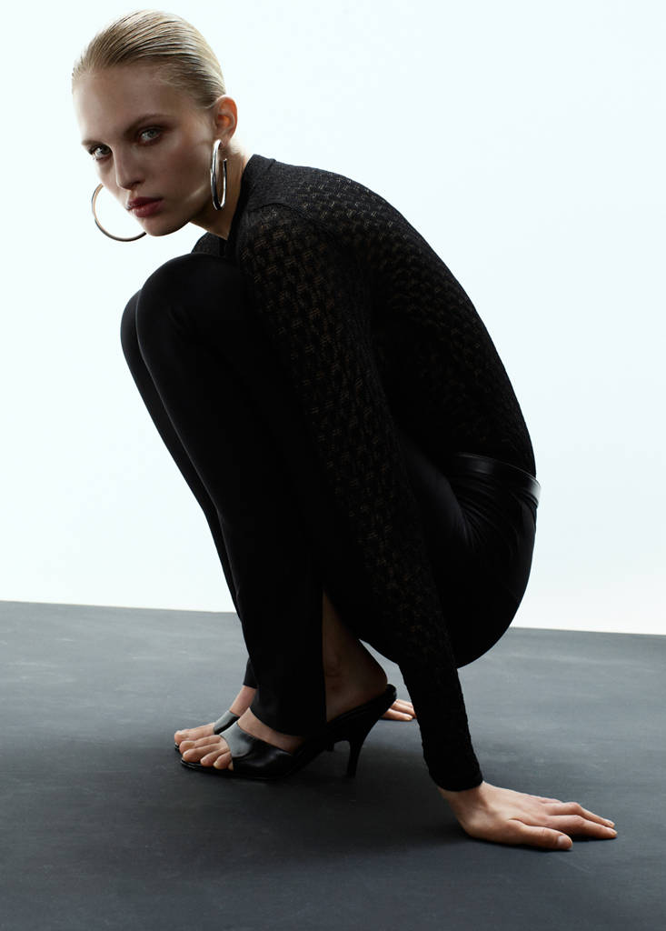 Pull En Maille Ajourée Fermeture Perles