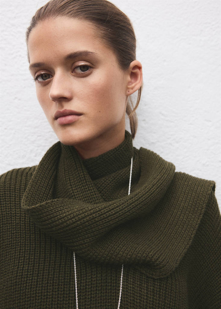 Pull En Maille Foulard