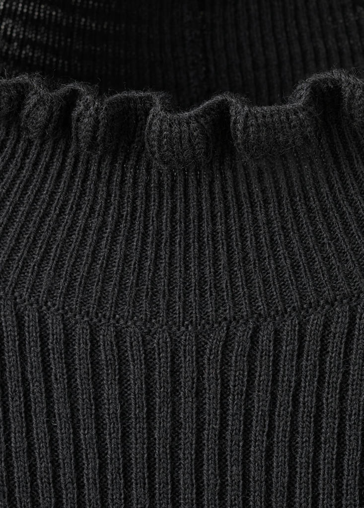 Pull Côtelé Finitions Festonnées