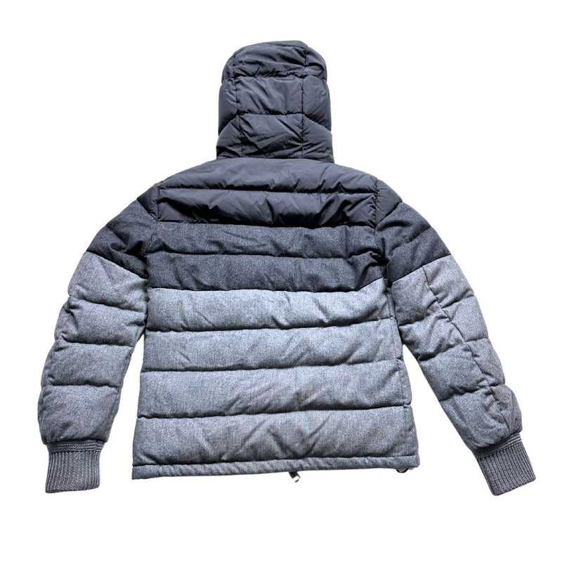 Moncler Doudoune En Laine Grise Et Noire 12 14 Ans The Bradery