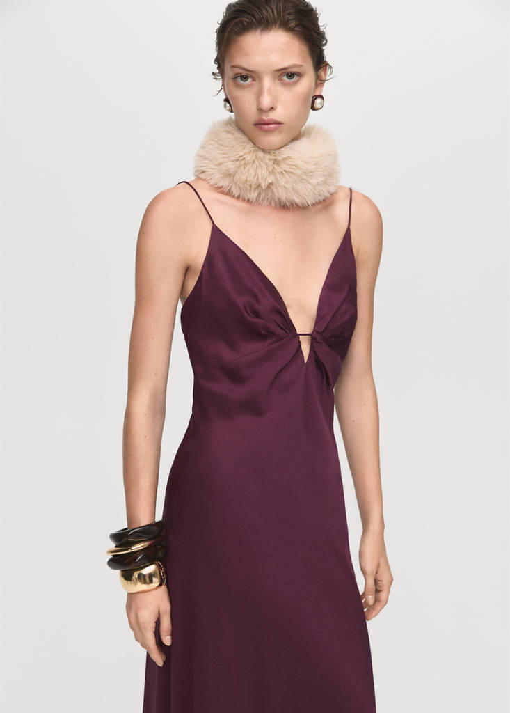 Robe Satinée Col V
