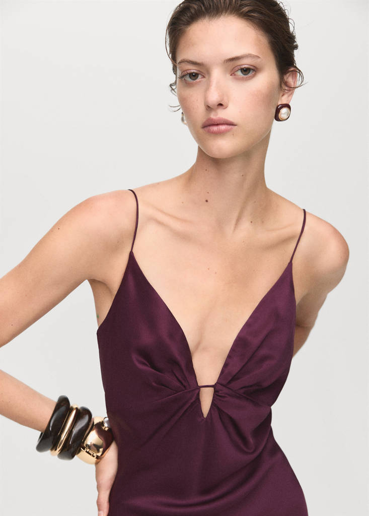 Robe Satinée Col V