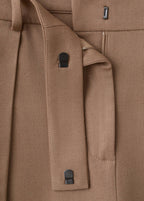 Pantalon Droit Pinces Avec Patte De Boutonnage