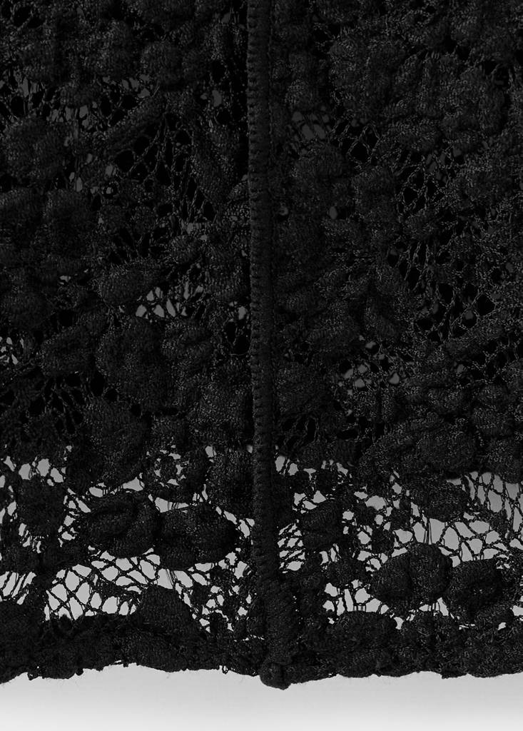 Top En Dentelle À Col Cheminée