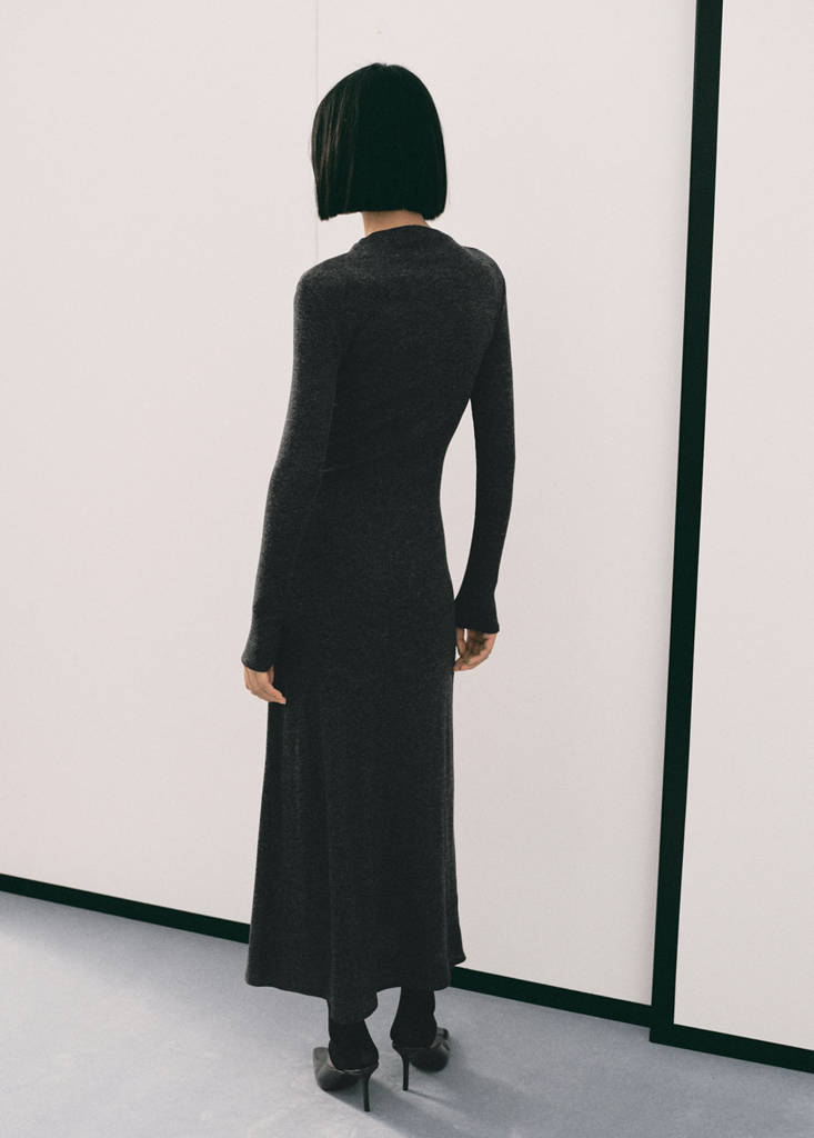 Robe En Maille Fine Avec Détails Métalliques