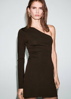 Robe En Maille Fine Avec Manches Asymétriques