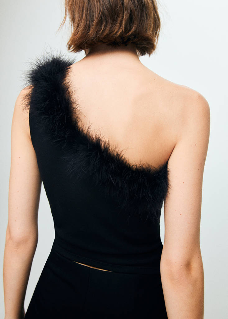 Haut En Maille Fine À Plumes