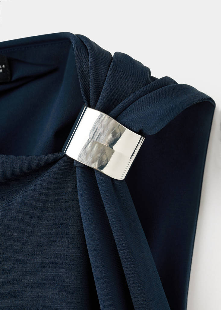 Robe En Maille Fine Avec Détails Métalliques