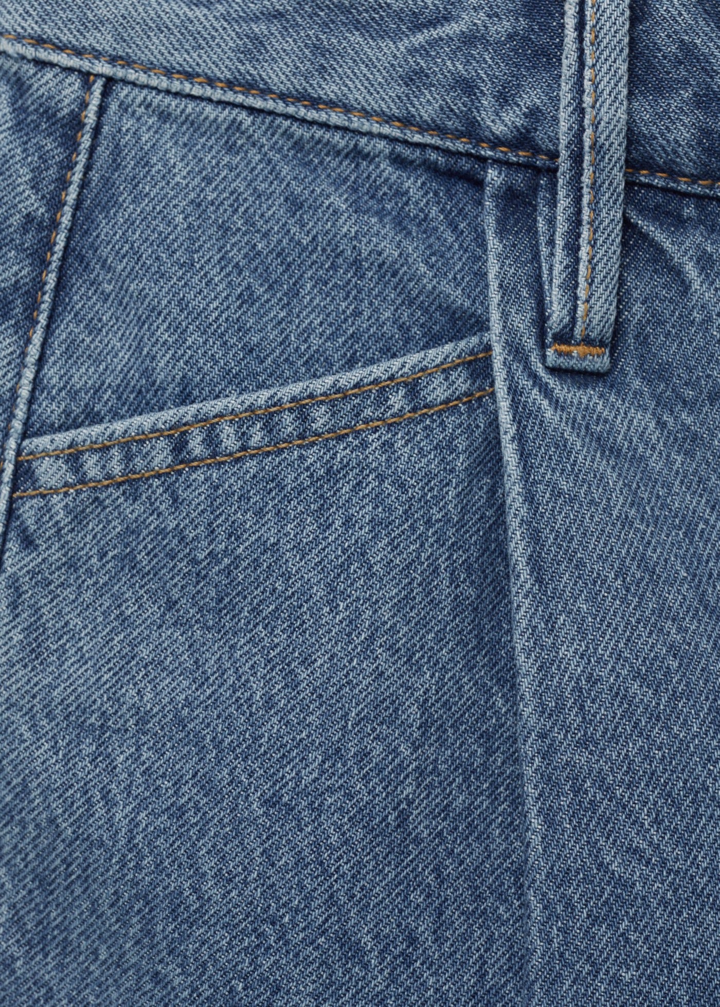 Short En Jean Bas Effiloché Pinces