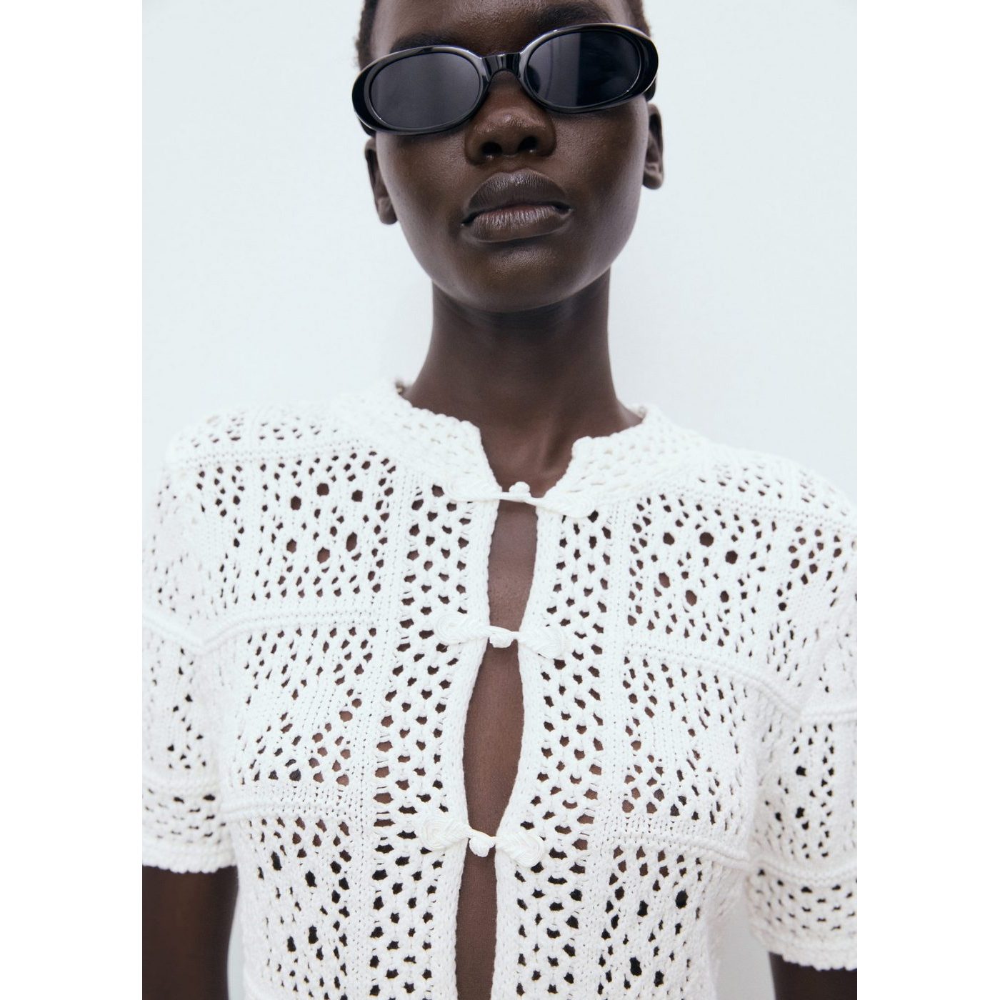 Cardigan Scot - White