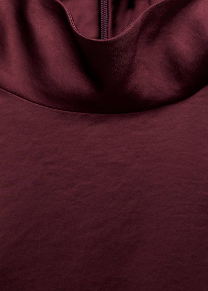 Blouse Satinée Col Roulé