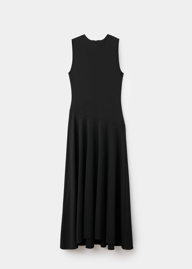 Robe Plissée Et Évasée