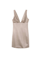 Robe Satinée Encolure Paillettes
