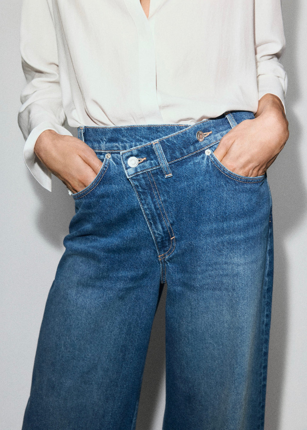 Jean Large Taille Croisée Normale