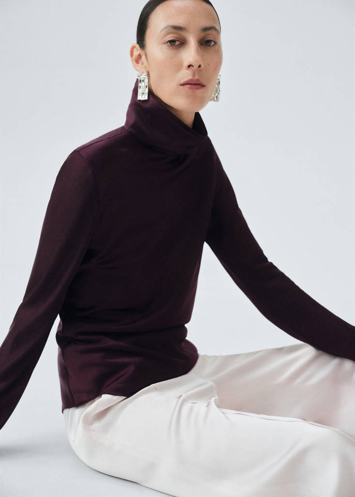 Blouse Satinée Col Roulé