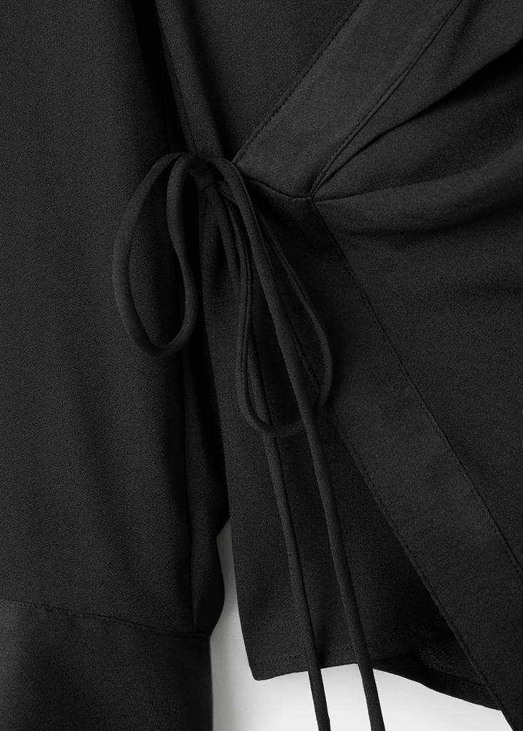 Chemise Satinée Croisée