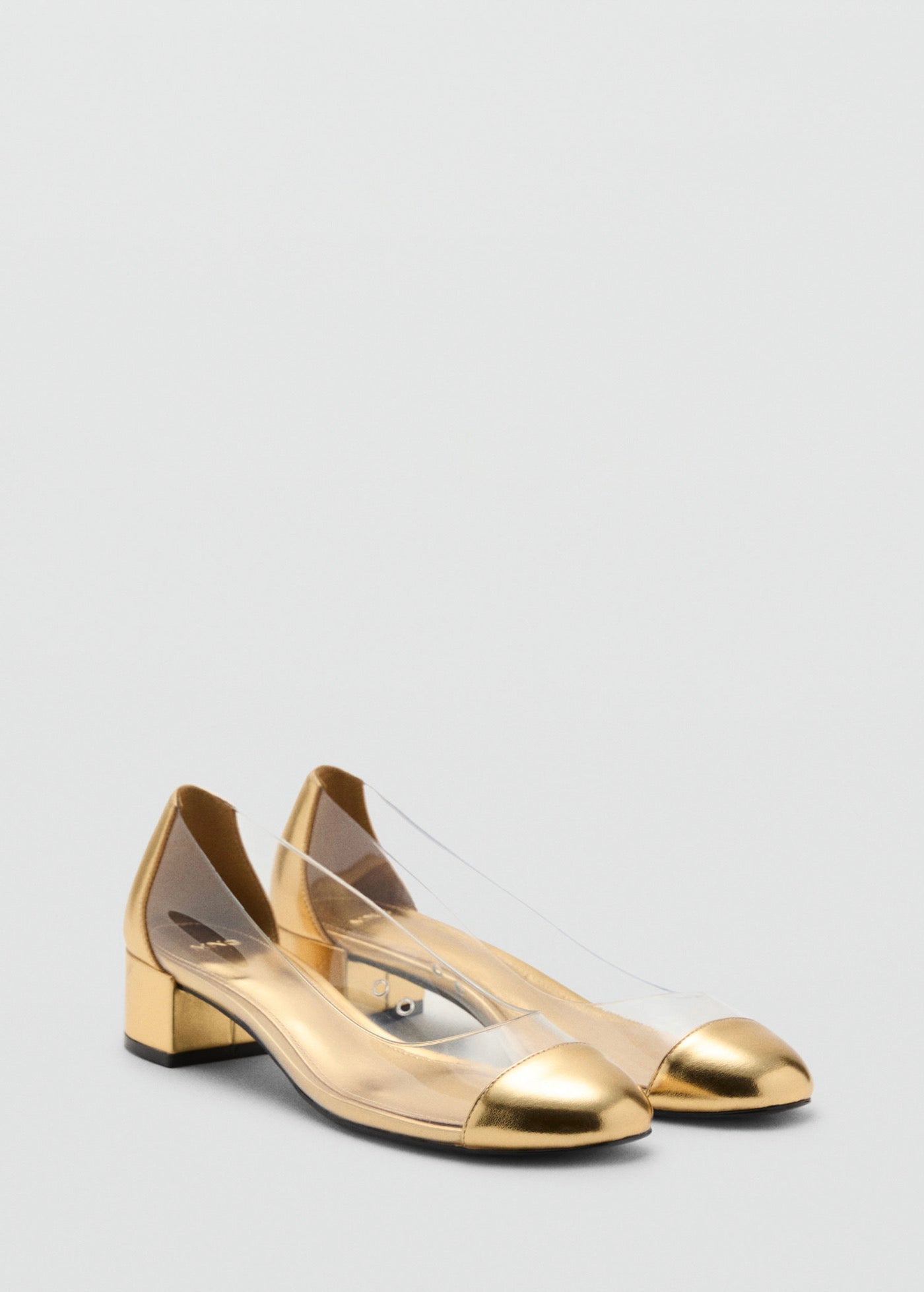 Chaussures À Talons Combinés En Vinyle