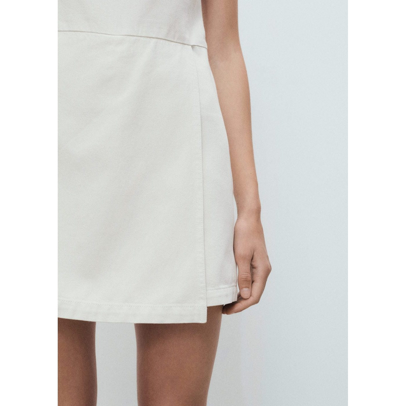 Robe Dungaree Tere - White