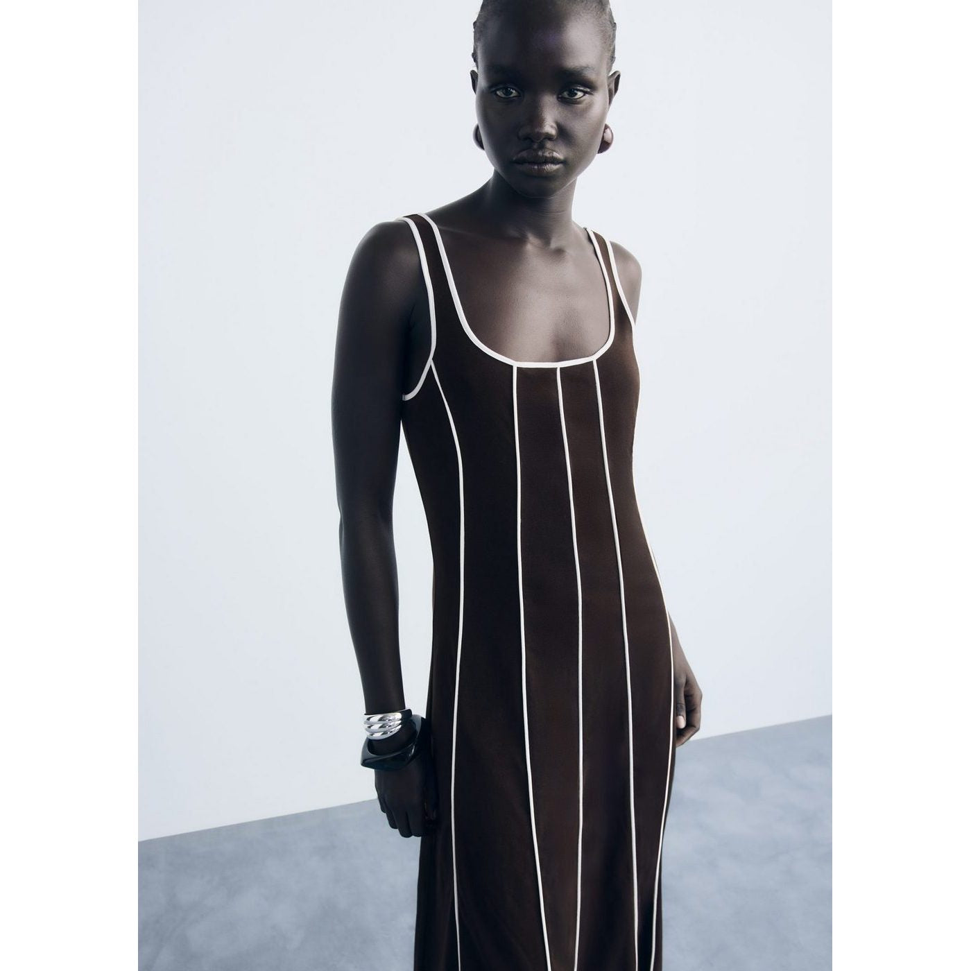 Robe Bico - Brown