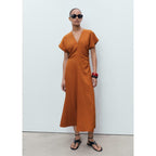 Robe Broom - Brown