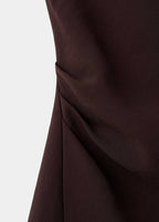Robe À Col Asymétrique Avec Détail Métallique