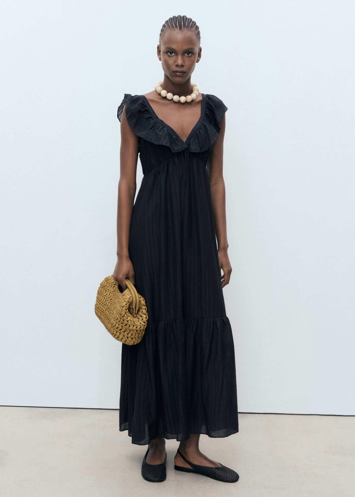 Robe Longue À Col Volanté