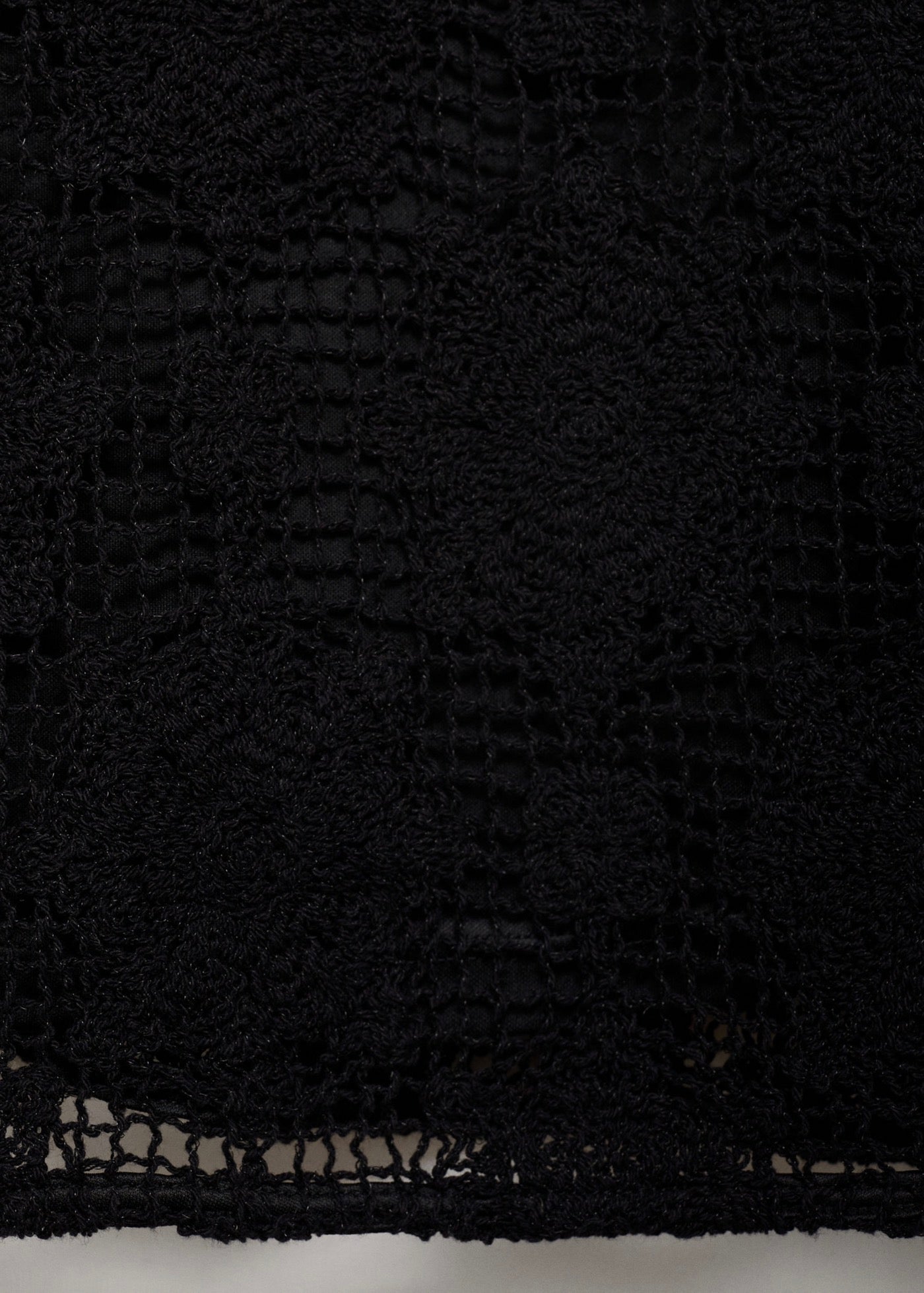 Robe Crochet Décolletée Dans Le Dos
