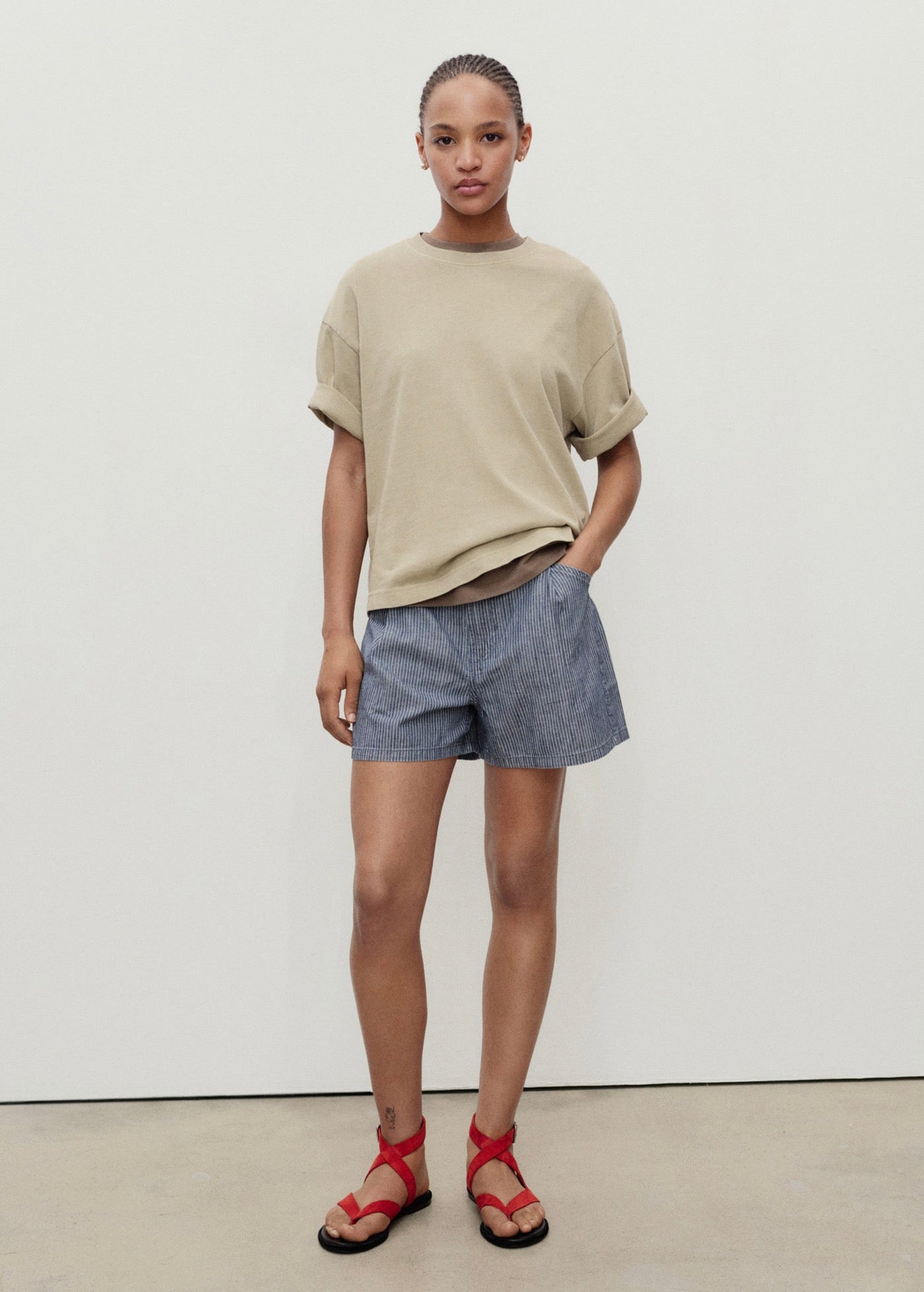 Short Denim À Pinces Et Rayures