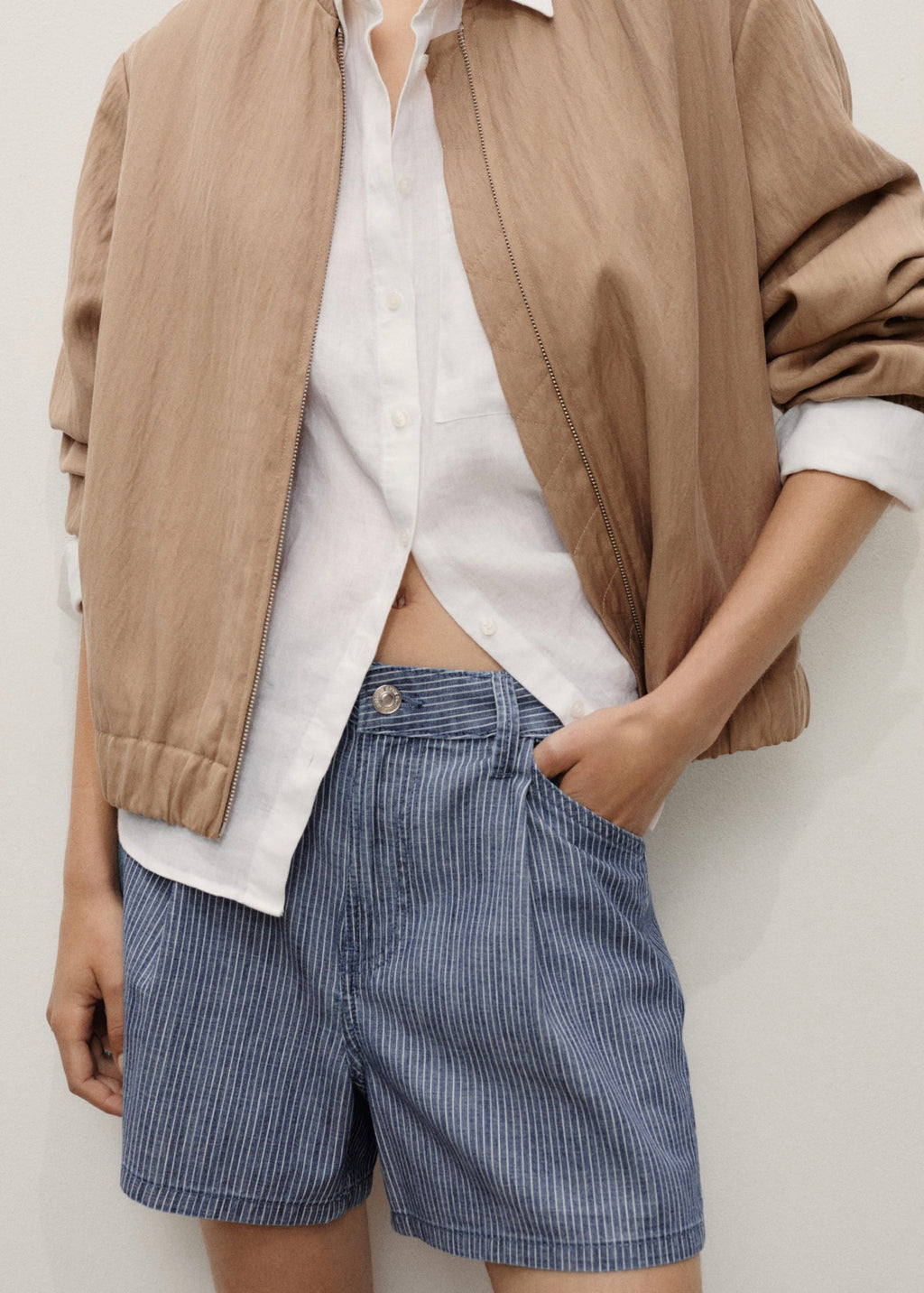 Short Denim À Pinces Et Rayures