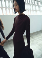 Robe Évasé Col Asymétrique