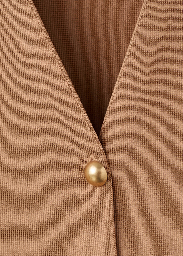 Veste En Maille Cintrée À Boutons