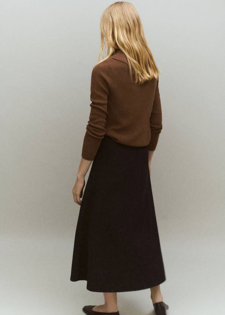 Pull Col Asymétrique Boutons