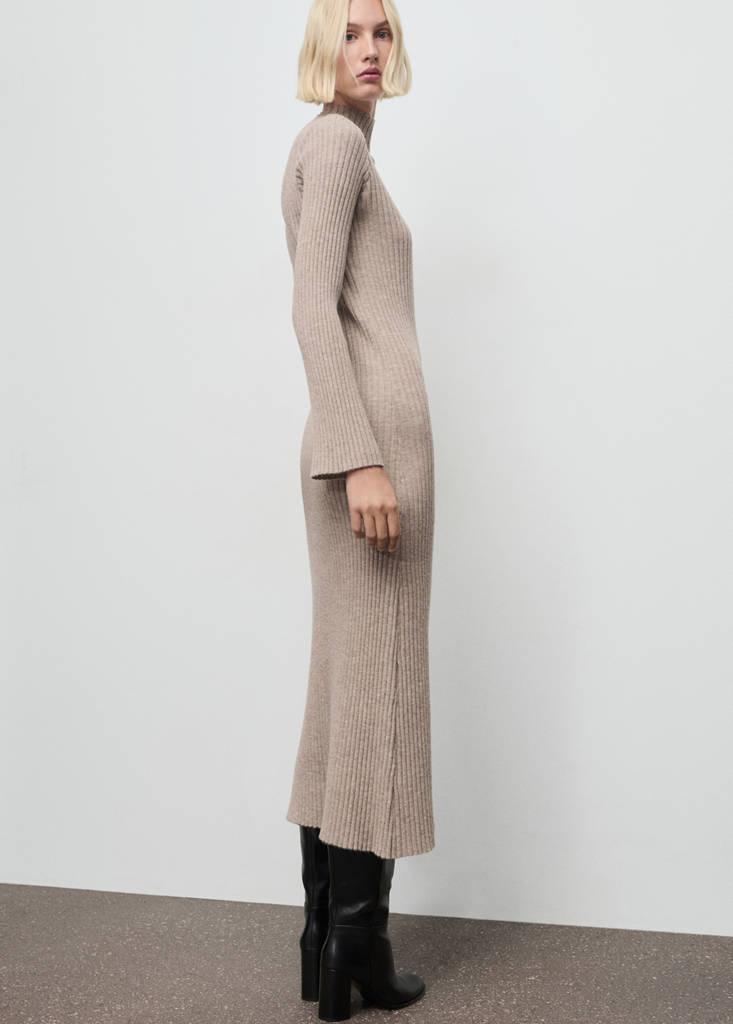 Robe Maille Côtelée Col Montant