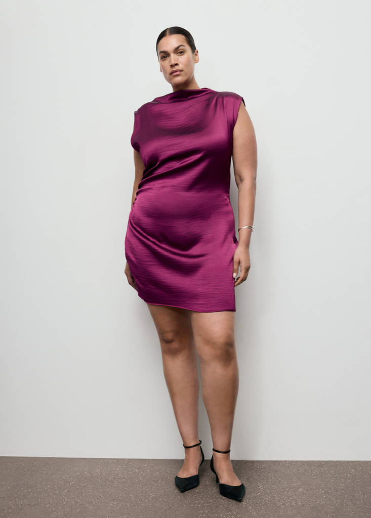 Robe Satinée Effet Froissé