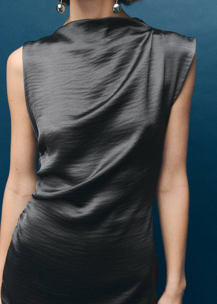 Robe Satinée Effet Froissé