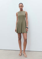 Robe Plissée Et Évasée