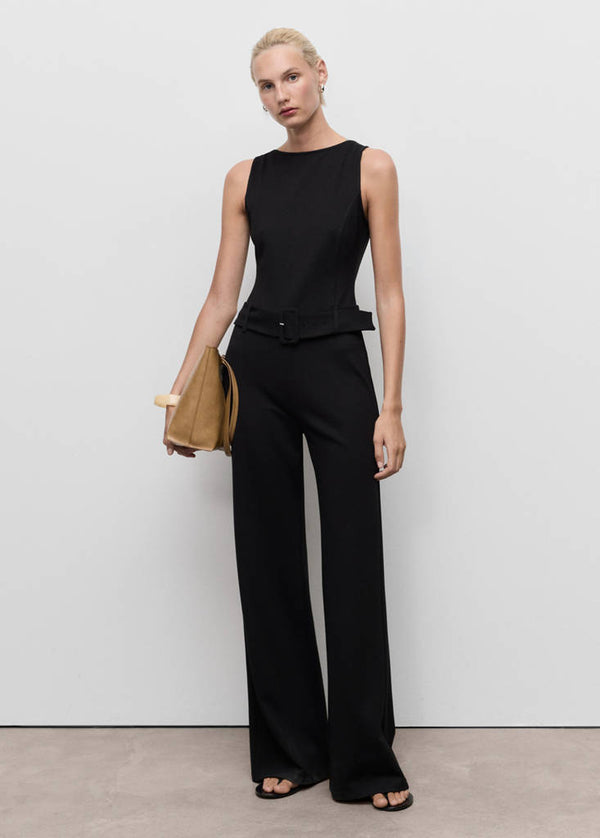 Jumpsuit mit Gürtelschnalle