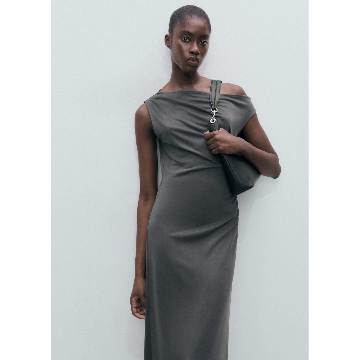 Robe Asymétrique Froncée