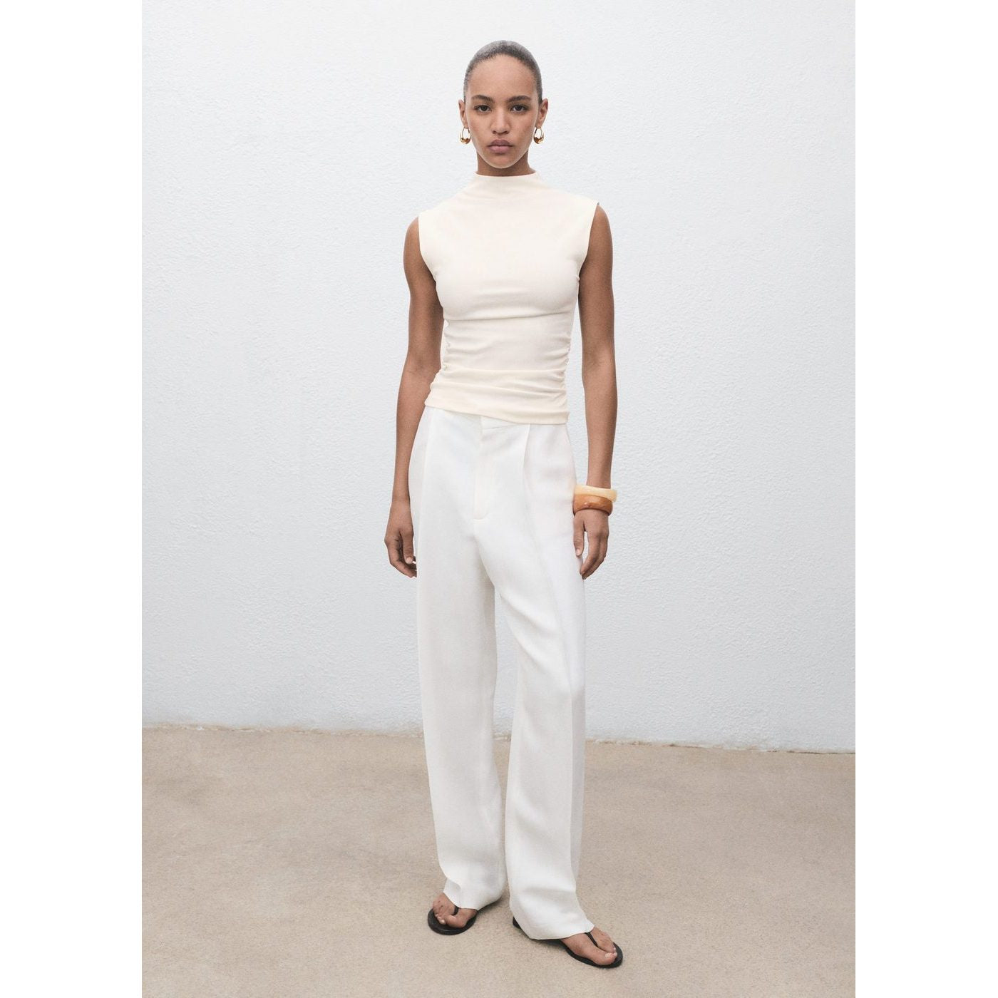 Julia T-Shirt - Off White