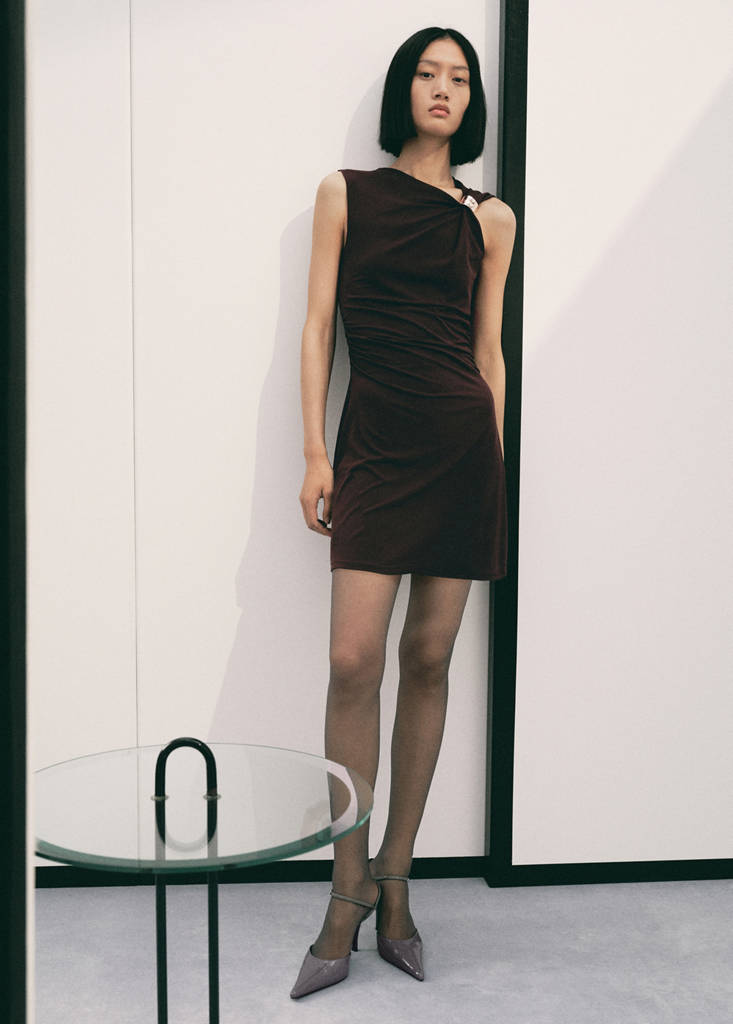 Robe En Maille Fine Avec Détails Métalliques