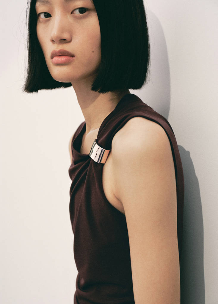 Robe En Maille Fine Avec Détails Métalliques