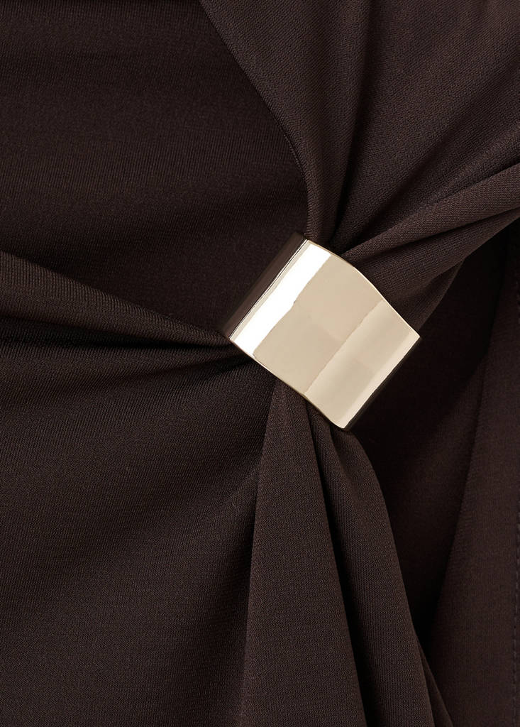Robe En Maille Fine Avec Détails Métalliques