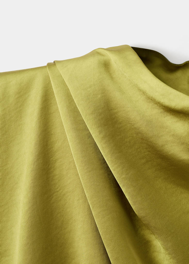 Blouse Satin Col Bénitier