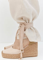 Chaussure À Talon Compensé Avec Bride Combinée