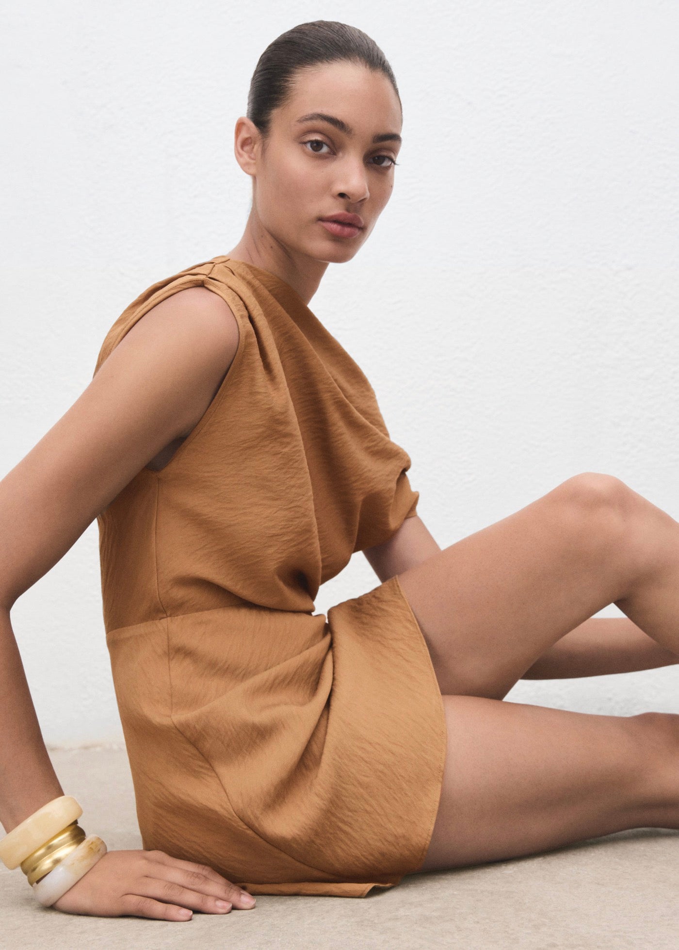 Robe Asymétrique Drapée