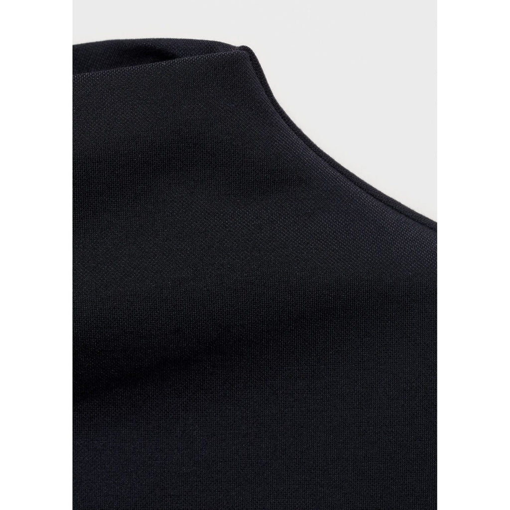 Camiseta De Cuello Asimétrico Fruncida