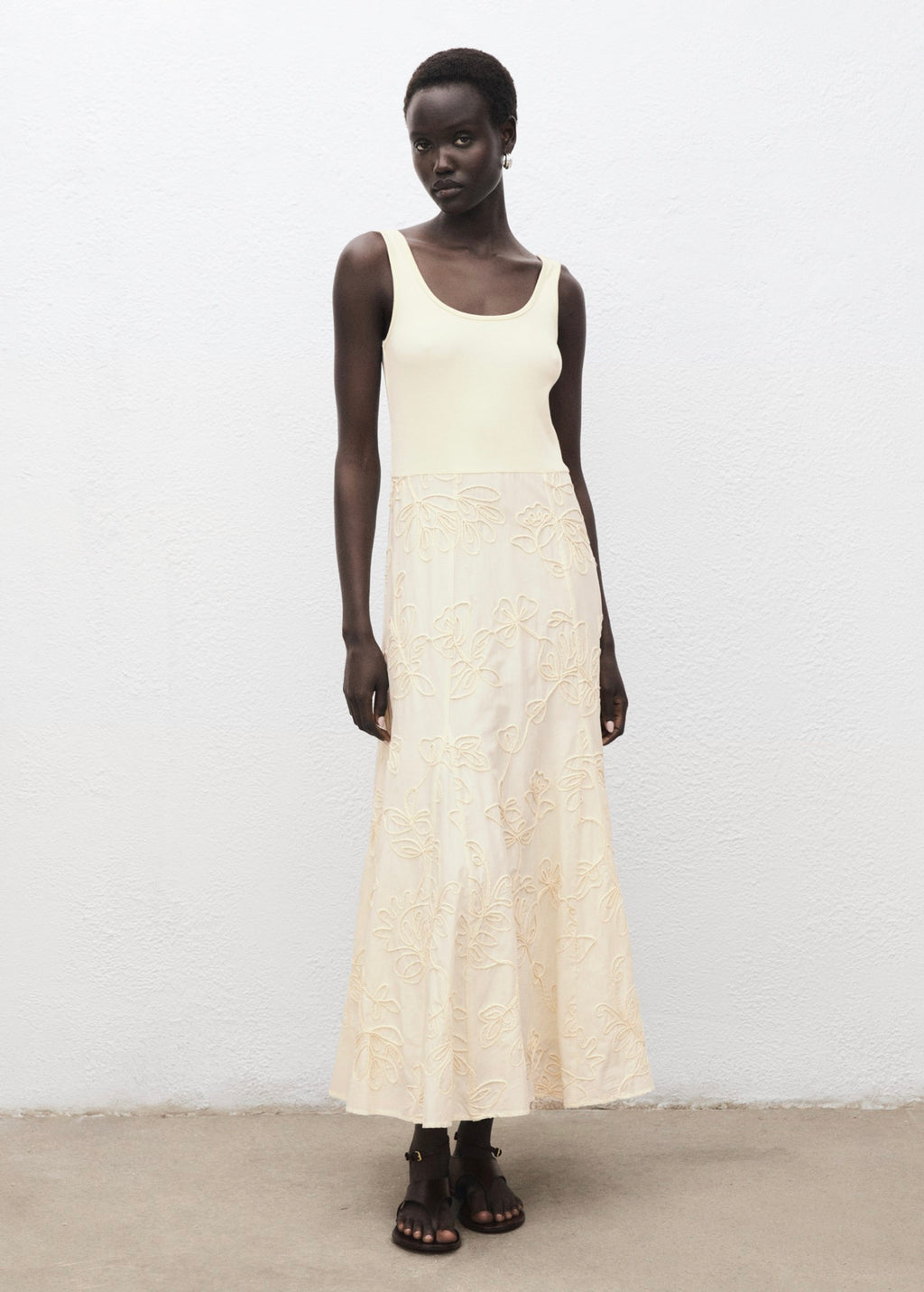 Robe Combinée Broderie À Fleurs